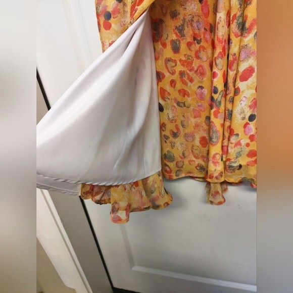 BB Dakota Sleeveless yellow splash print  Dress size L - Picture 6 of 6